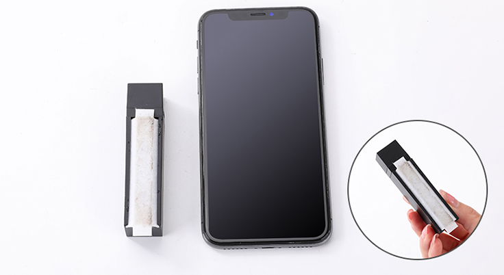 Disposable screen cleaner mobile phone