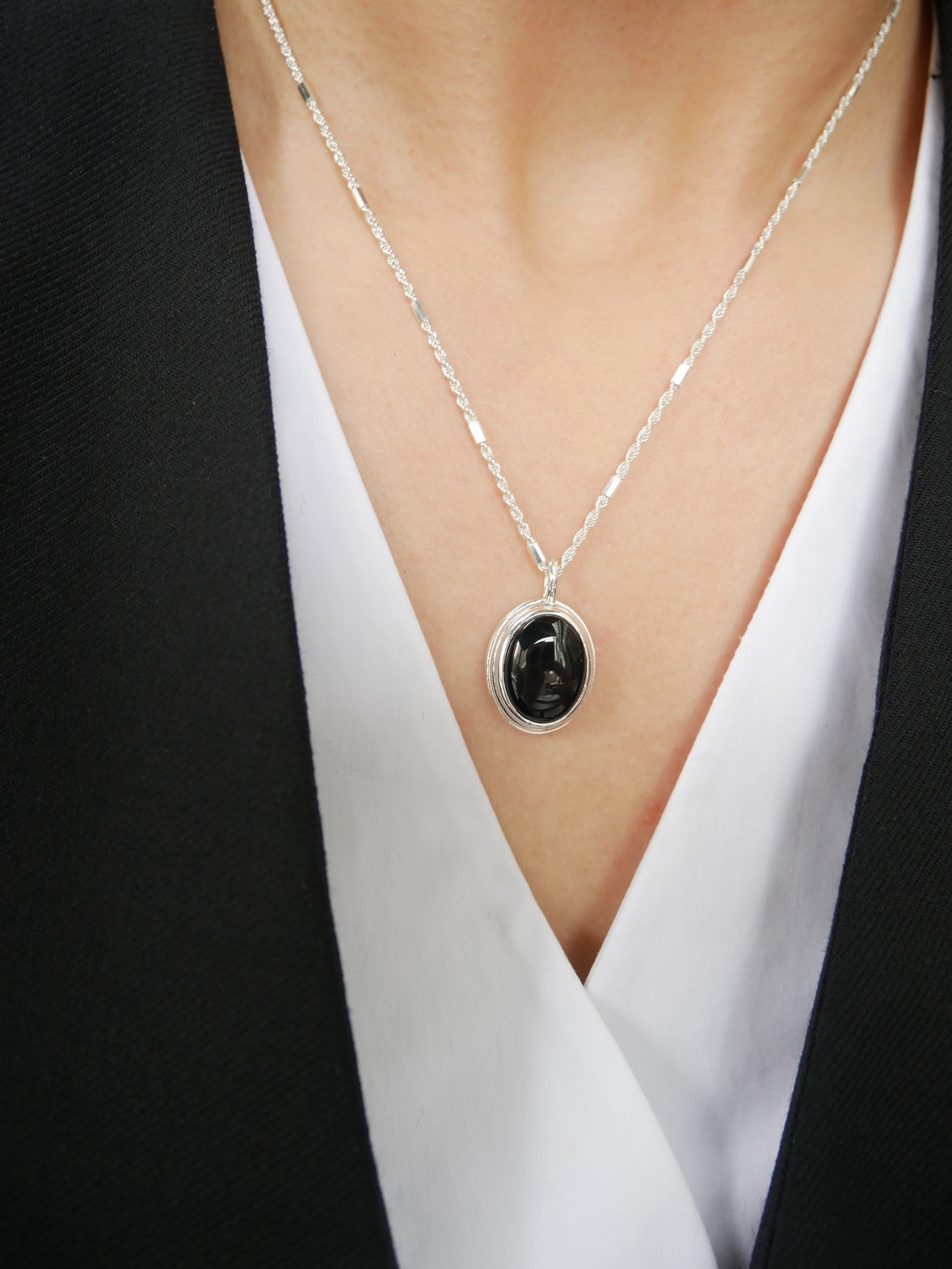 925 Silver Simple Japanese And Korean Black Agate Geometric Oval Pendant Trendy Twist Necklace